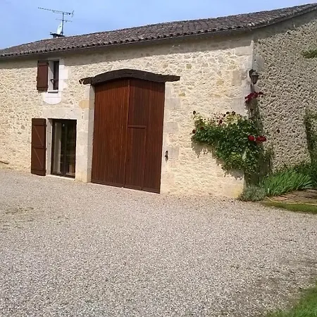 La Maison De Piquereau ベッド・アンド・ブレックファスト 3*