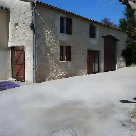 ベッド・アンド・ブレックファスト La Maison De Piquereau Sauveterre-de-Guyenne