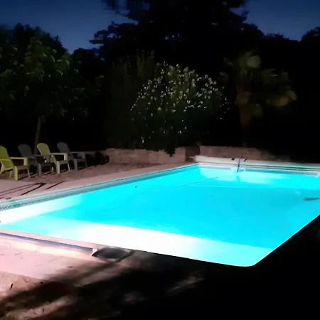 ベッド・アンド・ブレックファスト La Maison De Piquereau Sauveterre-de-Guyenne