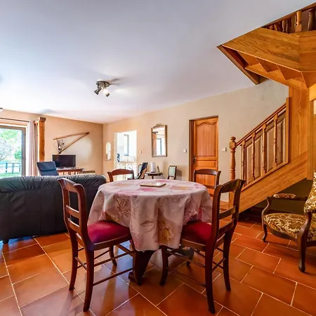 Bed & Breakfast La Maison De Piquereau 3*