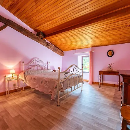 ベッド・アンド・ブレックファスト La Maison De Piquereau 3*