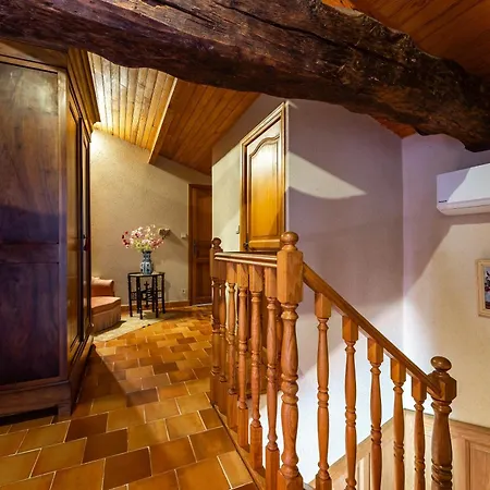 La Maison De Piquereau