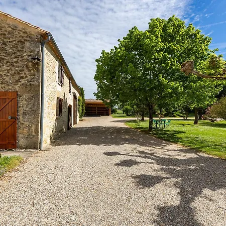 La Maison De Piquereau ベッド・アンド・ブレックファスト 3*